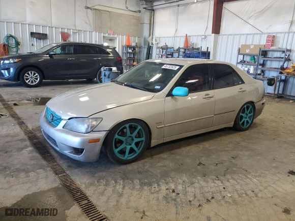 2004 Lexus IS 300 with VIN JTHBD192940089367, listed as a Copart auction lot 46732525 with 258,580 mi miles and Non Repairable. Bid and sale history available at carsss.com. Image 1.