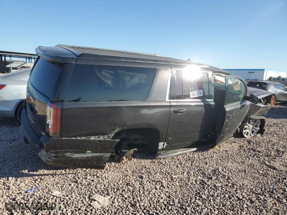 2015 GMC Yukon XL SLE with VIN 1GKS2GKC8FR536268, listed as a Copart auction lot 84226374 with 174,544 mi miles and Salvage Title. Bid and sale history available at carsss.com. Image 3.