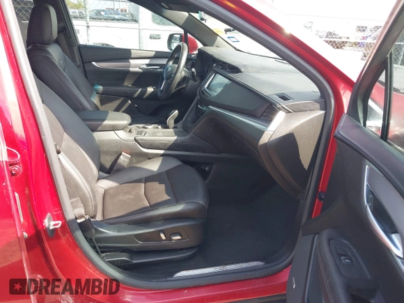 2021 Cadillac XT5 FWD Luxury with VIN 1GYKNAR45MZ125383, listed as a IAAI auction lot 41685947 with 64,997 mi miles. Bid and sale history available at carsss.com. Image 5.