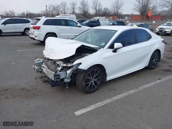 2021 Toyota Camry SE Nightshade with VIN 4T1G11AK0MU459458, listed as a IAAI auction lot 41776259 with 68,415 mi miles. Bid and sale history available at carsss.com. Image 17.