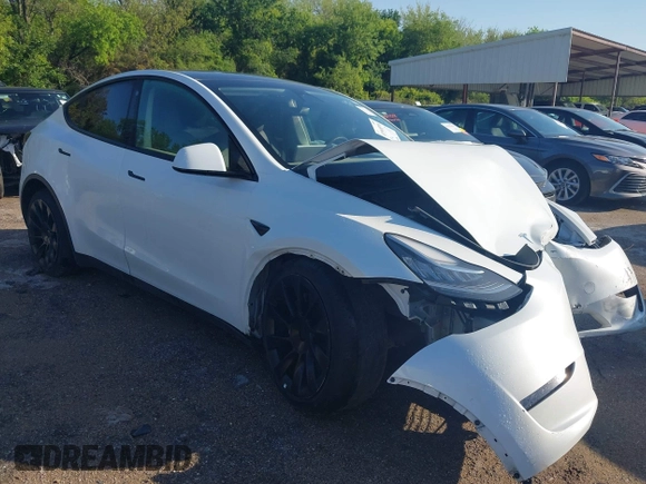 2023 Tesla Model Y Long Range with VIN 7SAYGDEE3PA054706, listed as a IAAI auction lot 41968598 with 1 mi miles. Bid and sale history available at carsss.com. Image 1.