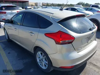 2017 Ford Focus SE with VIN 1FADP3K20HL215777, listed as a IAAI auction lot 41597028 with 137,248 mi miles. Bid and sale history available at carsss.com. Image 3.
