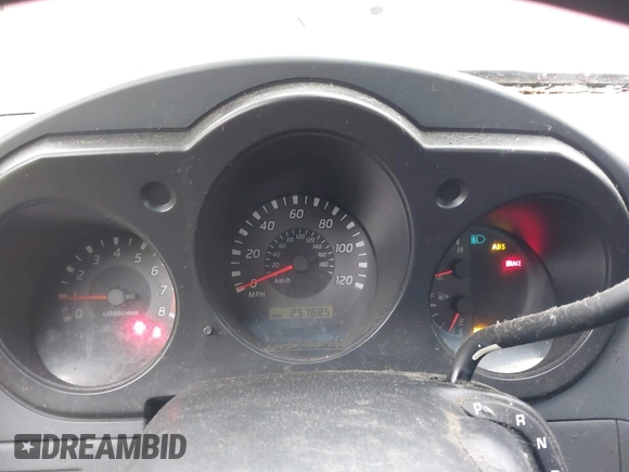 2002 Nissan Frontier XE с VIN 1N6DD26S32C330854, выставлен на аукционе IAAI как лот 41627380 с пробегом 257 885 миль миль и . История ставок и продаж доступна на DreamBid. Изображение 7.