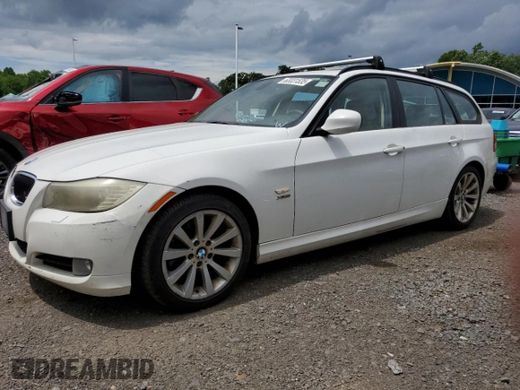 2011 BMW 3 Series 328i xDrive with VIN WBAUU3C5XBA542974, listed as a Copart auction lot 63331535 with 276,912 mi miles and Salvage title. Bid and sale history available at DreamBid. Image 1.