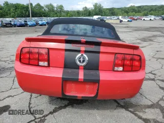 2007 Ford Mustang Deluxe with VIN 1ZVFT84N675331505, listed as a Copart auction lot 63427135 with 188,628 mi miles and Salvage title. Bid and sale history available at DreamBid. Image 6.