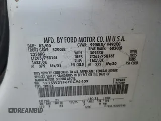 2000 Ford F-350 XL with VIN 1FTSW31F6YEC96409, listed as a Copart auction lot 42994345 with 334,310 mi miles and Salvage title. Bid and sale history available at DreamBid. Image 15.