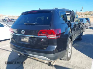 2019 Volkswagen Atlas SE with VIN 1V2LR2CAXKC566024, listed as a IAAI auction lot 41296531 with 106,175 mi miles and . Bid and sale history available at DreamBid. Image 4.