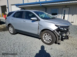 2022 Chevrolet Equinox LT with VIN 3GNAXKEV0NL257659, listed as a Copart auction lot 48996045 with 20,921 mi miles and Salvage Title. Bid and sale history available at carsss.com. Image 4.