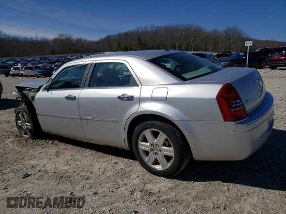 2006 Chrysler 300 C with VIN 2C3KK63H26H350875, listed as a Copart auction lot 48354494 with 81,094 mi miles and Clean Title. Bid and sale history available at carsss.com. Image 2.