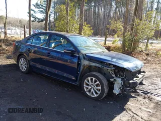 2014 Volkswagen Jetta Sedan SE w/Connectivity with VIN 3VWD07AJ0EM440285, listed as a IAAI auction lot 41259140 with 92,346 mi miles. Bid and sale history available at carsss.com. Image 1.