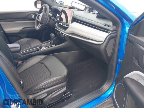 2024 Jeep Compass Latitude with VIN 3C4NJDBN1RT111868, listed as a IAAI auction lot 42356179 with Not provided miles and . Bid and sale history available at DreamBid. Image 5.