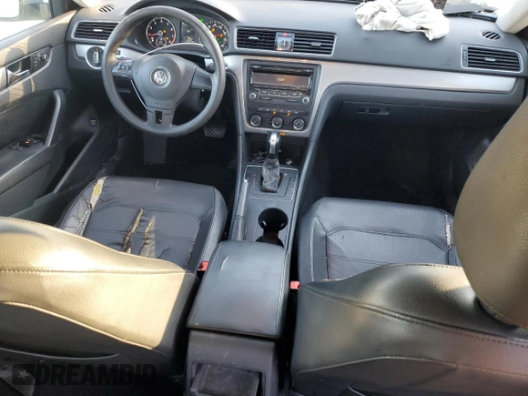2013 Volkswagen Passat Wolfsburg Edition with VIN 1VWAH7A32DC144925, listed as a Copart auction lot 76357524 with 172,124 mi miles and Salvage title. Bid and sale history available at DreamBid. Image 8.