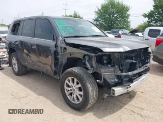 2019 Toyota Land Cruiser z VIN JTMCY7AJ5K4079361, wystawiony jako IAAI lot #41911956 z przebiegiem 74 716 mil mil oraz . Historia ofert i sprzedaży dostępna na DreamBid. Obrazek 1.