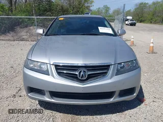 2005 Acura TSX with VIN JH4CL96825C035200, listed as a IAAI auction lot 42137324 with 227,057 mi miles and . Bid and sale history available at carsss.com. Image 12.
