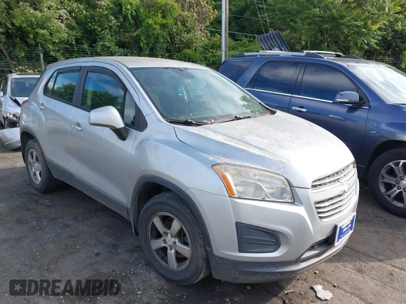 2016 Chevrolet Trax LS z VIN KL7CJNSB6GB663624, wystawiony jako IAAI lot #42207134 z przebiegiem 96 751 mil mil oraz . Historia ofert i sprzedaży dostępna na DreamBid. Obrazek 1.