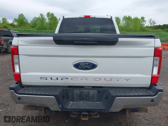 2019 Ford F-250 XL with VIN 1FT7W2BT4KED42699, listed as a IAAI auction lot 42382000 with 132,154 mi miles and . Bid and sale history available at DreamBid. Image 16.