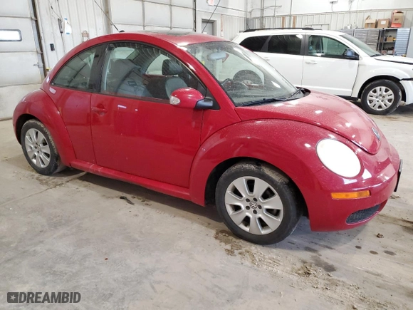 2010 Volkswagen New Beetle Coupe with VIN 3VWRG3AG9AM017620, listed as a Copart auction lot 51446945 with 120,133 mi miles and Salvage Title. Bid and sale history available at carsss.com. Image 4.