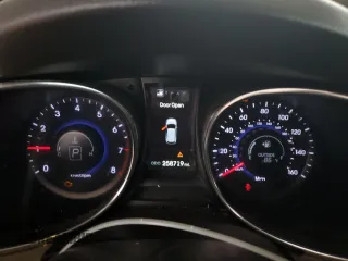 2014 Hyundai Santa Fe Sport with VIN 5XYZU3LB2EG137016, listed as a Copart auction lot 53157495 with 258,719 mi miles and Clean Title. Bid and sale history available at carsss.com. Image 9.