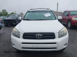 2008 Toyota RAV4 Sport с VIN JTMBD32V586063644, выставлен на аукционе IAAI как лот 42335585 с пробегом 182 196 миль миль и . История ставок и продаж доступна на DreamBid. Изображение 12.