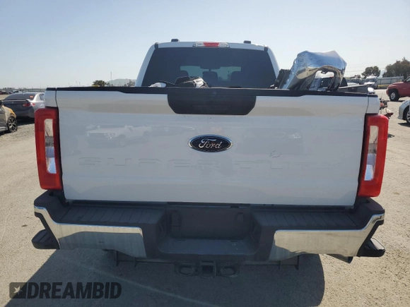2024 Ford F-250 XL with VIN 1FT7W2BA8REE06252, listed as a Copart auction lot 51831265 with 4,425 mi miles and Salvage title. Bid and sale history available at DreamBid. Image 6.