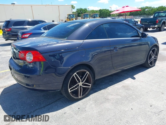2010 Volkswagen Eos Komfort with VIN WVWBA7AH2AV018698, listed as a IAAI auction lot 42581271 with 91,490 mi miles and . Bid and sale history available at DreamBid. Image 4.