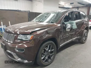 2014 Jeep Grand Cherokee Summit with VIN 1C4RJFJT6EC346575, listed as a IAAI auction lot 41881795 with 148,941 mi miles and . Bid and sale history available at DreamBid. Image 17.