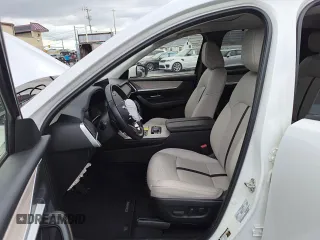 2024 Mazda CX-90 Preferred Plus z VIN JM3KKCHD2R1114205, wystawiony jako Copart lot #47430075 z przebiegiem 17 662 mil mil oraz Szkoda całkowita • Salvage title. Historia ofert i sprzedaży dostępna na DreamBid. Obrazek 7.