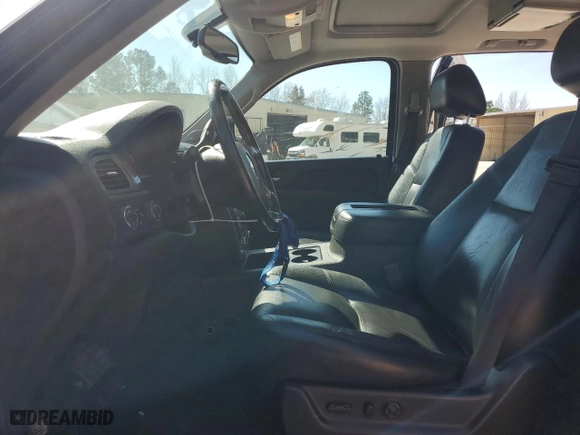 2014 Chevrolet Suburban LTZ with VIN 1GNSKKE72ER194786, listed as a Copart auction lot 45790885 with 224,951 mi miles and Clean Title. Bid and sale history available at carsss.com. Image 7.