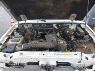 1998 Ford Ranger XL with VIN 1FTYR14XXWPB50753, listed as a IAAI auction lot 40927381 with 352,183 mi miles and . Bid and sale history available at DreamBid. Image 10.