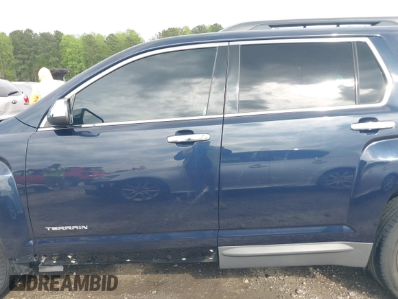 2015 GMC Terrain SLT z VIN 2GKALSEK6F6333776, wystawiony jako IAAI lot #42011295 z przebiegiem 133 831 mil mil oraz . Historia ofert i sprzedaży dostępna na DreamBid. Obrazek 14.