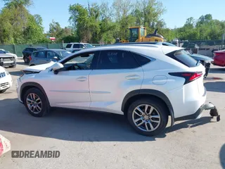 2015 Lexus NX 200t z VIN JTJBARBZ3F2039410, wystawiony jako IAAI lot #42145049 z przebiegiem 99 642 mil mil oraz . Historia ofert i sprzedaży dostępna na DreamBid. Obrazek 14.