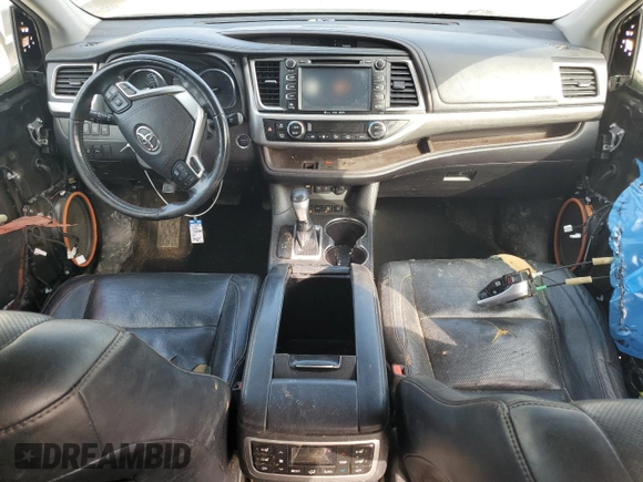 2017 Toyota Highlander Limited with VIN 5TDDZRFH6HS373125, listed as a Copart auction lot 54776665 with 150,625 mi miles and Salvage title. Bid and sale history available at DreamBid. Image 8.