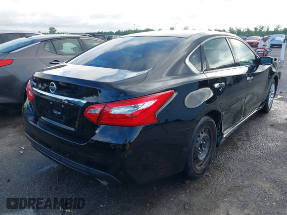 2016 Nissan Altima SR with VIN 1N4AL3APXGC247355, listed as a IAAI auction lot 42201570 with 149,466 mi miles and . Bid and sale history available at DreamBid. Image 4.