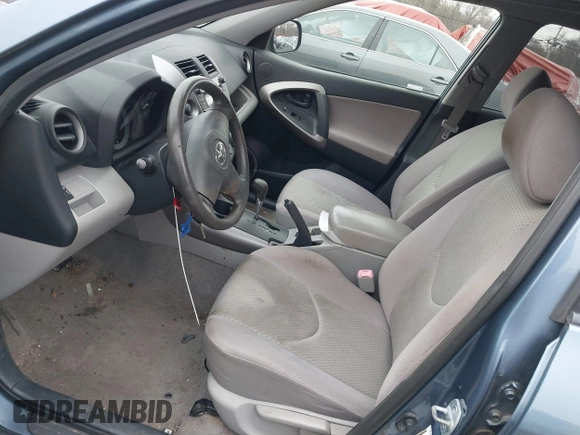 2007 Toyota RAV4 with VIN JTMZD33V376049723, listed as a IAAI auction lot 41560555 with 144,930 mi miles. Bid and sale history available at carsss.com. Image 5.
