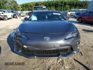 2020 Toyota 86 with VIN JF1ZNAA10L8752976, listed as a Copart auction lot 74208594 with 0 mi miles and Salvage Title. Bid and sale history available at carsss.com. Image 5.
