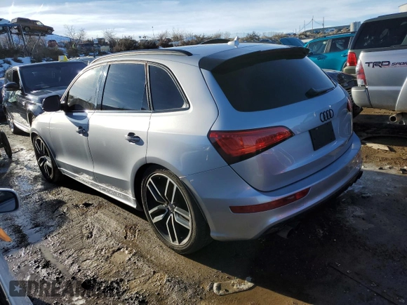 2017 Audi SQ5 Premium Plus with VIN WA1CCAFP0HA083993, listed as a Copart auction lot 39702813 with 84,662 mi miles. Bid and sale history available at carsss.com. Image 2.