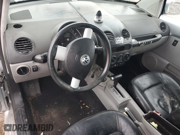 2002 Volkswagen Beetle GLX с VIN 3VWDD21C22M420611, выставлен на аукционе Copart как лот 43028435 с пробегом 217 258 миль миль и Чистый • Clean title. История ставок и продаж доступна на DreamBid. Изображение 8.