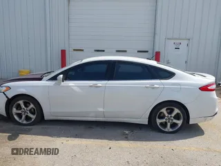 2013 Ford Fusion SE with VIN 3FA6P0HR3DR182796, listed as a IAAI auction lot 42147273 with 121,815 mi miles and . Bid and sale history available at DreamBid. Image 14.