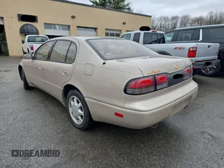 1995 Lexus GS 300 z VIN JT8JS47EXS0103094, wystawiony jako Copart lot #49734985 z przebiegiem 121 455 mil mil oraz Tytuł czysty. Historia ofert i sprzedaży dostępna na DreamBid. Obrazek 3.