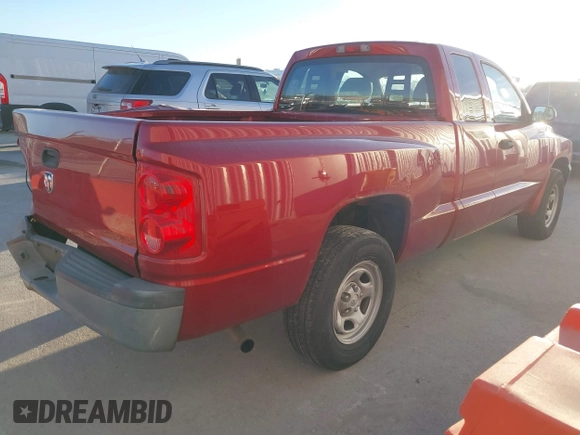 2006 Dodge Dakota ST with VIN 1D7HE22K36S697830, listed as a IAAI auction lot 41611944 with 95,811 mi miles and . Bid and sale history available at DreamBid. Image 4.
