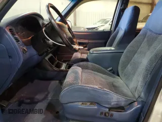 1995 Ford Explorer Eddie Bauer с VIN 1FMDU34X8SUA46374, выставлен на аукционе Copart как лот 43760355 с пробегом 157 174 миль миль и На запчасти • Non repairable. История ставок и продаж доступна на DreamBid. Изображение 7.