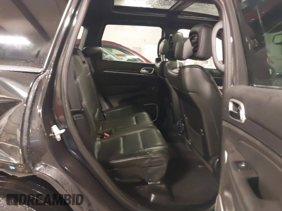 2016 Jeep Grand Cherokee High Altitude with VIN 1C4RJFCG8GC494231, listed as a IAAI auction lot 41240252 with 83,487 mi miles. Bid and sale history available at carsss.com. Image 8.