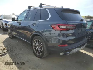 2021 BMW X5 xDrive40i with VIN 5UXCR6C00M9E73613, listed as a Copart auction lot 47495273 with 23,692 mi miles. Bid and sale history available at carsss.com. Image 2.
