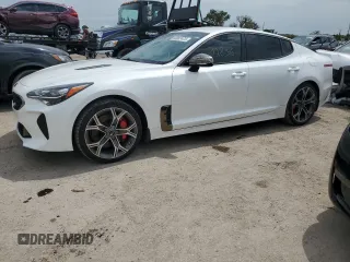 2020 Kia Stinger GT with VIN KNAE35LC0L6072105, listed as a Copart auction lot 68887473 with 42,836 mi miles and Salvage Title. Bid and sale history available at carsss.com. Image 1.