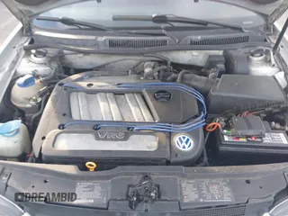 2000 Volkswagen GTI z VIN WVWDE21J0YW442467, wystawiony jako IAAI lot #41412546 z przebiegiem 113 064 mil mil oraz . Historia ofert i sprzedaży dostępna na DreamBid. Obrazek 10.