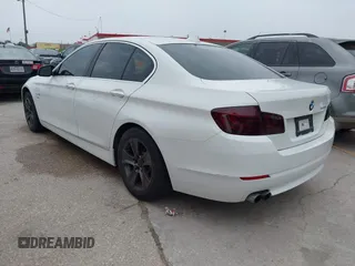 2012 BMW 5 Series 528i xDrive with VIN WBAXH5C54CDW07654, listed as a IAAI auction lot 41937533 with 109,529 mi miles. Bid and sale history available at carsss.com. Image 3.