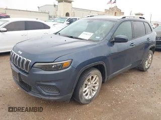 2020 Jeep Cherokee Latitude с VIN 1C4PJLCB9LD521757, выставлен на аукционе IAAI как лот 41906725 с пробегом 117 252 миль миль и . История ставок и продаж доступна на DreamBid. Изображение 17.