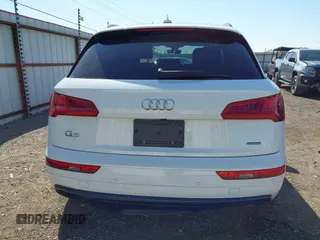 2019 Audi Q5 Premium Plus with VIN WA1BNAFY6K2119041, listed as a IAAI auction lot 42023058 with 48,718 mi miles. Bid and sale history available at carsss.com. Image 17.