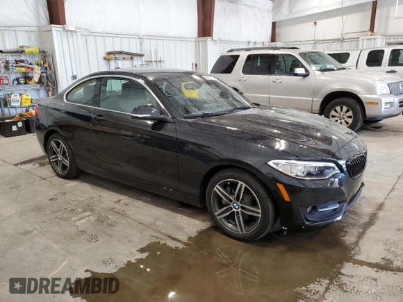 2017 BMW 2 Series 230i xDrive with VIN WBA2H9C33H7A25733, listed as a Copart auction lot 69191704 with 26,092 mi miles and Clean Title. Bid and sale history available at carsss.com. Image 4.