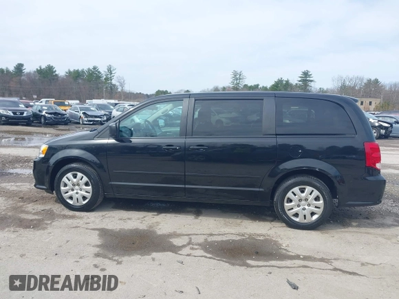 2017 Dodge Grand Caravan SE z VIN 2C4RDGBG3HR687183, wystawiony jako IAAI lot #41971615 z przebiegiem 158 201 mil mil oraz . Historia ofert i sprzedaży dostępna na DreamBid. Obrazek 14.